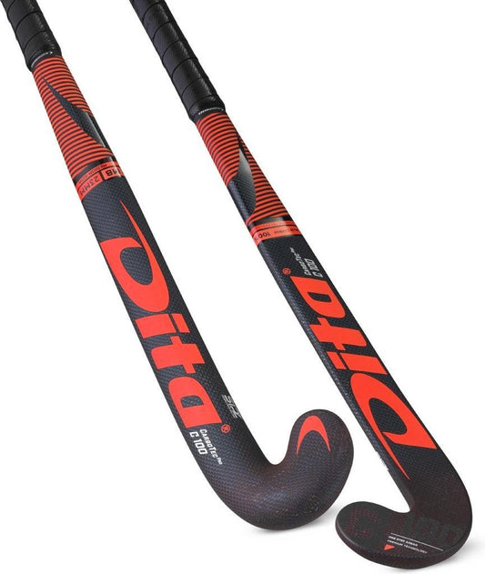 Dita CompoTec C55 S-Bow – Bordeaux Rood/Zwart – Senior Kunstgras Hockeystick